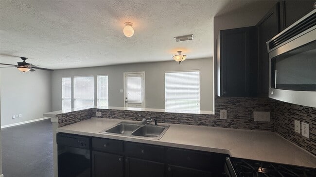 Building Photo - 4243 Daisy Meadow Dr