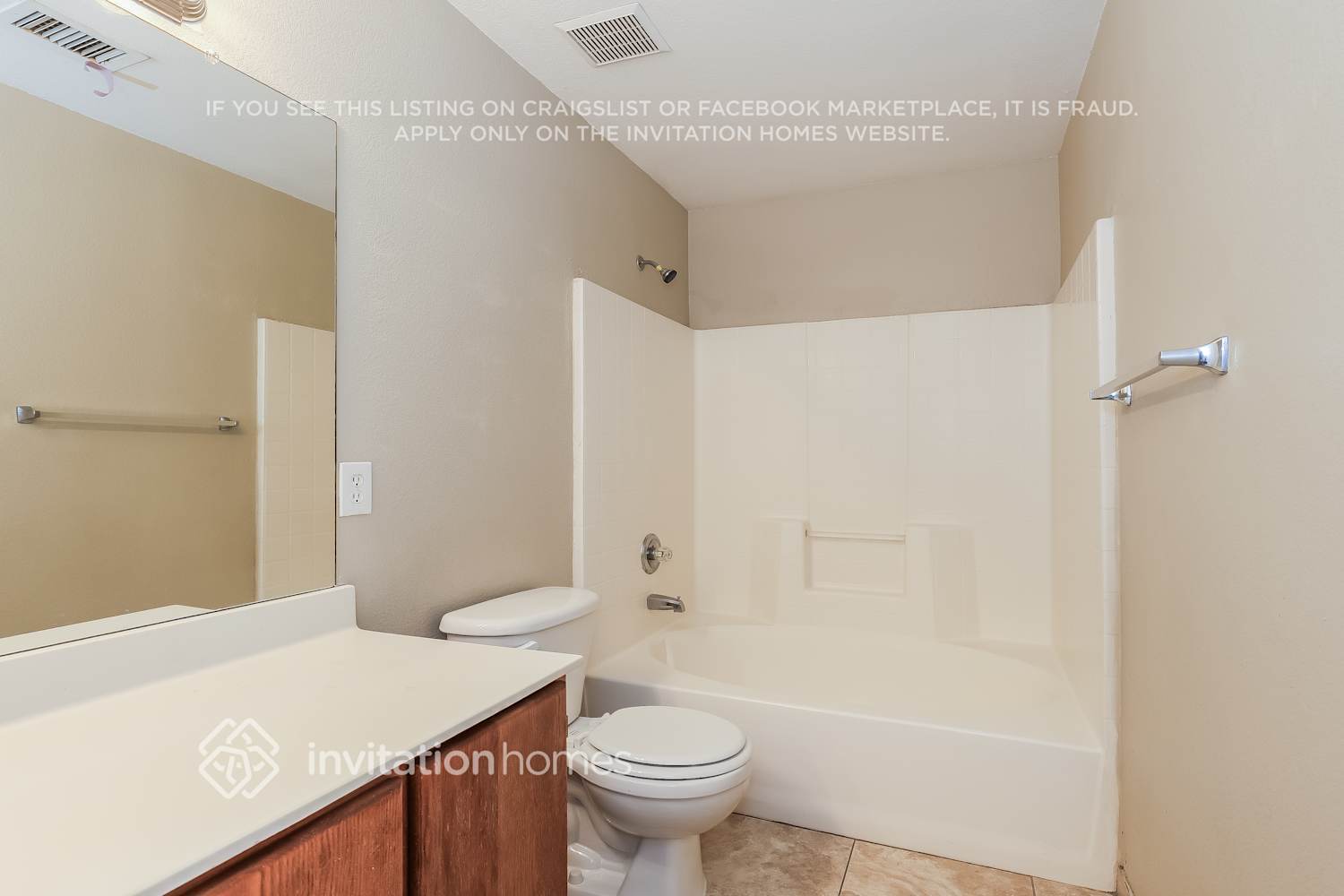 Building Photo - 8321 W Avalon Dr