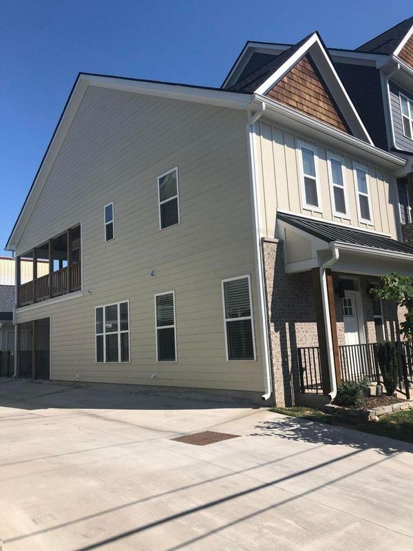 Building Photo - 1531 Washington St