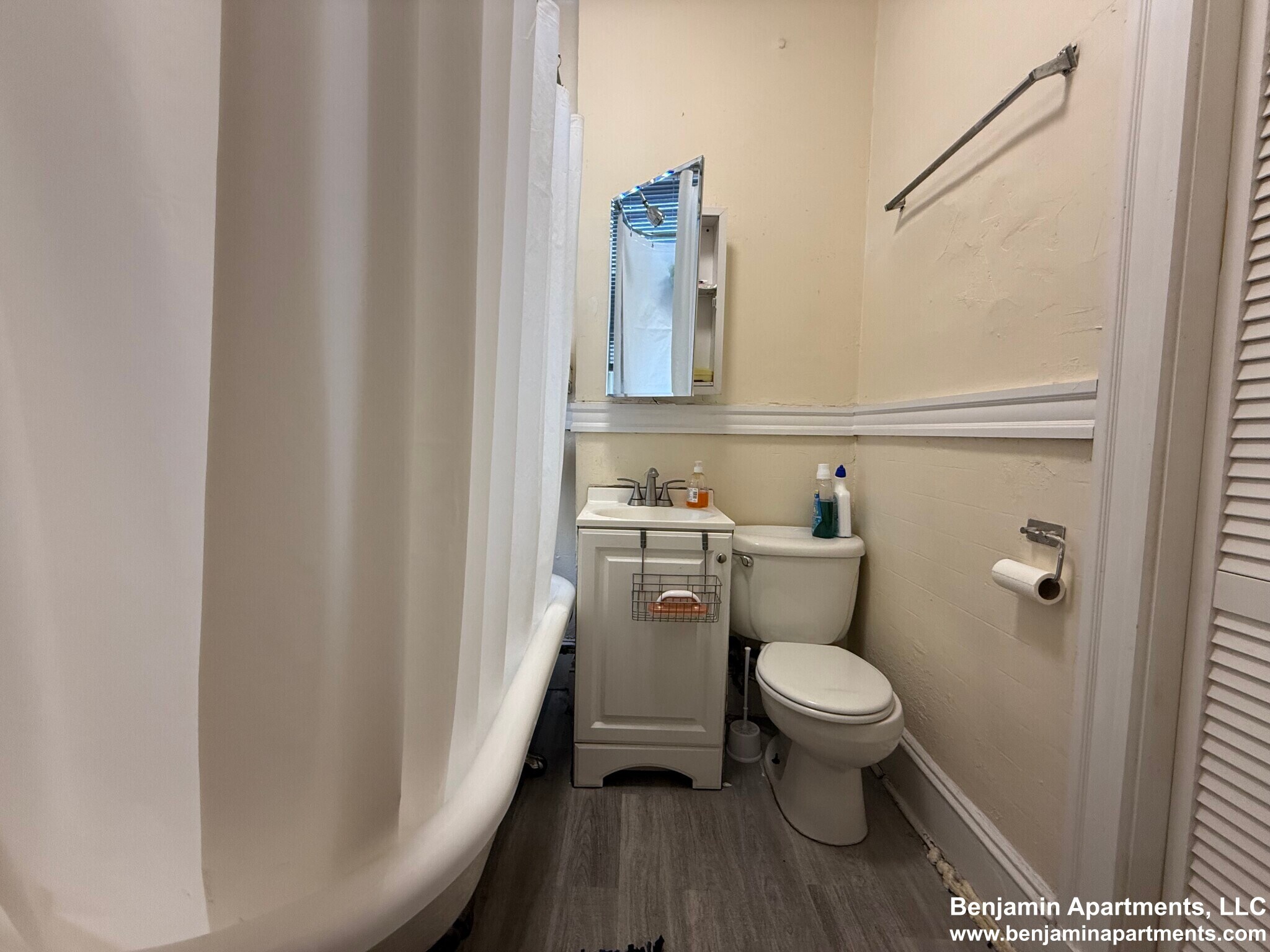 Building Photo - 881 Huntington Ave