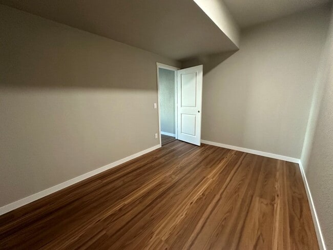Building Photo - Springfield Ranch For Rent!