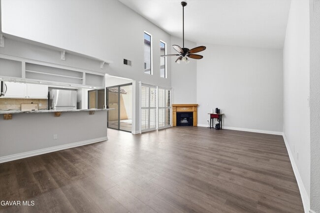 Building Photo - 43334 32nd St W