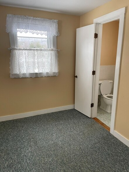 Building Photo - 298 Sweet Pond Rd