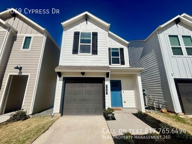 Building Photo - 7069 Cypress Dr