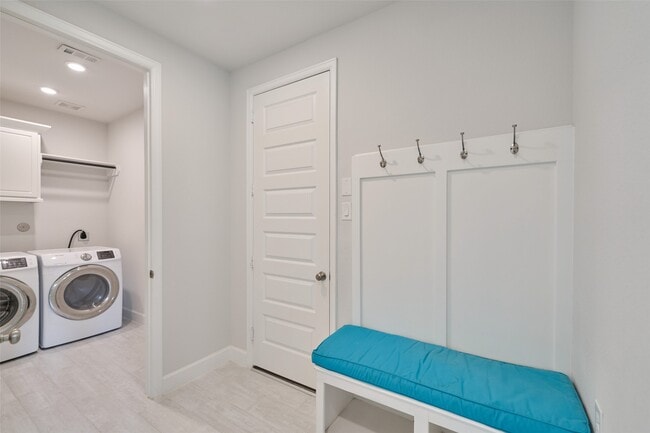 Building Photo - 237 Patina Sorrel Dr