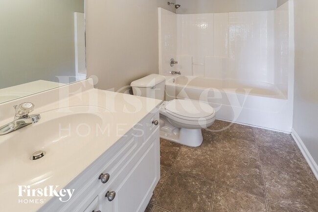 Building Photo - 936 Old Cahaba Dr