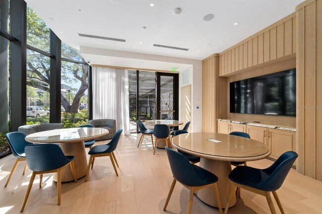 Building Photo - 3015 S Ysabella Ave