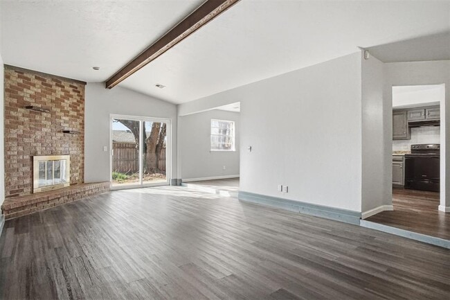 Building Photo - 11317 N Florida Ave