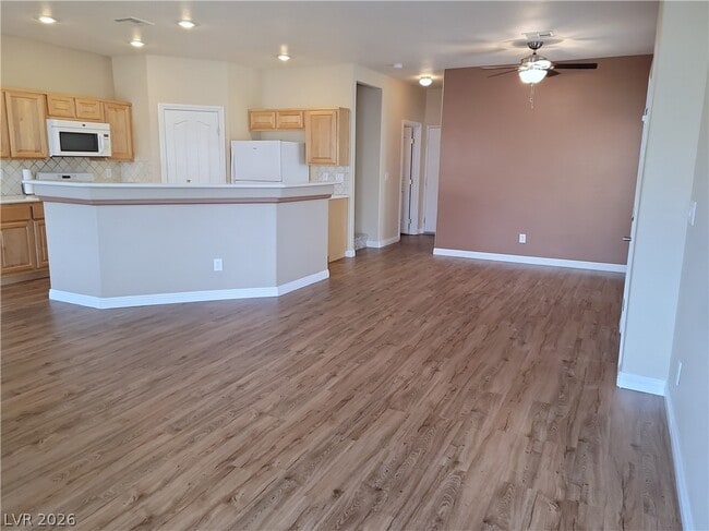 Building Photo - 8808 Tom Noon Ave