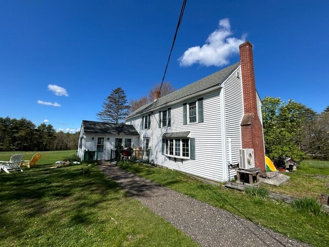 Primary Photo - Authentic 3 bedroom New England Colonial! ...