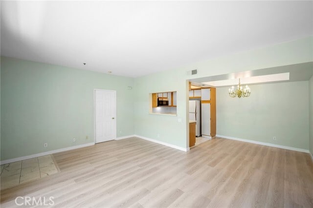 Building Photo - 13801 Oxnard St
