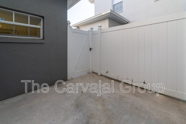 Building Photo - 13175 Center Square Dr
