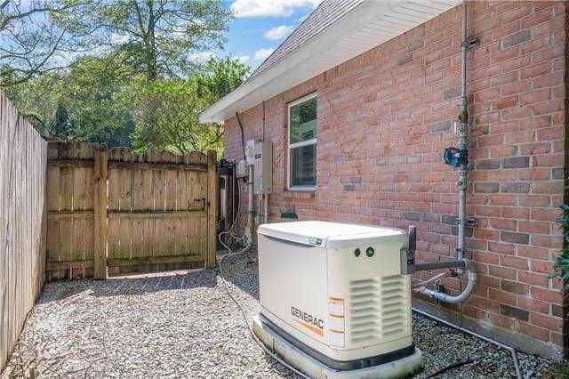 Building Photo - 414 Westwood Dr