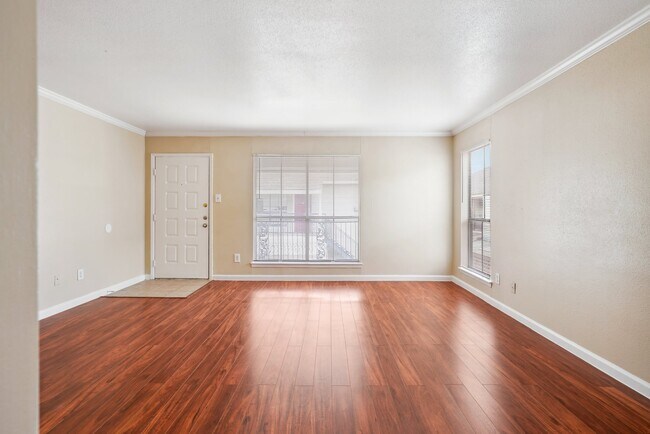 Building Photo - 12770 Rodeo Square Dr