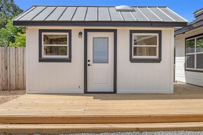 Building Photo - 3500 Northland Dr