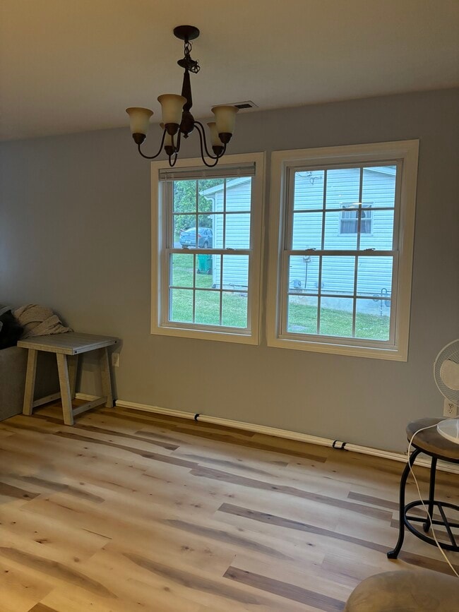 Building Photo - 1008 Kabrich St