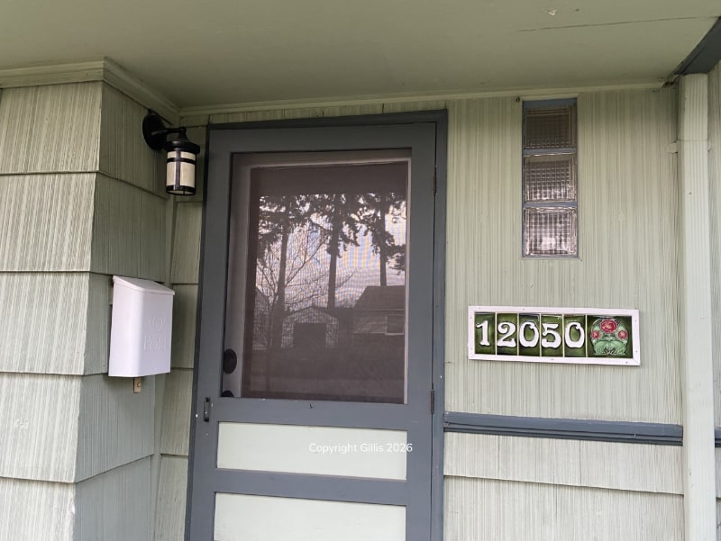 Building Photo - 12050 NE Broadway