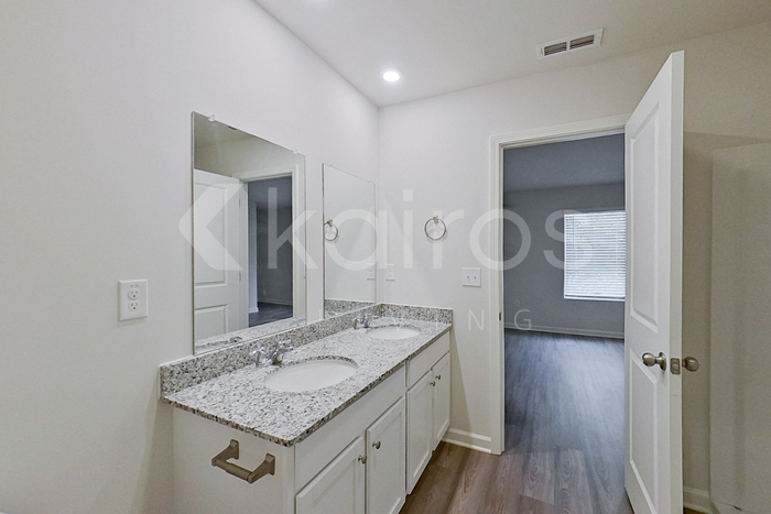 Building Photo - 388 Ironwood Ct