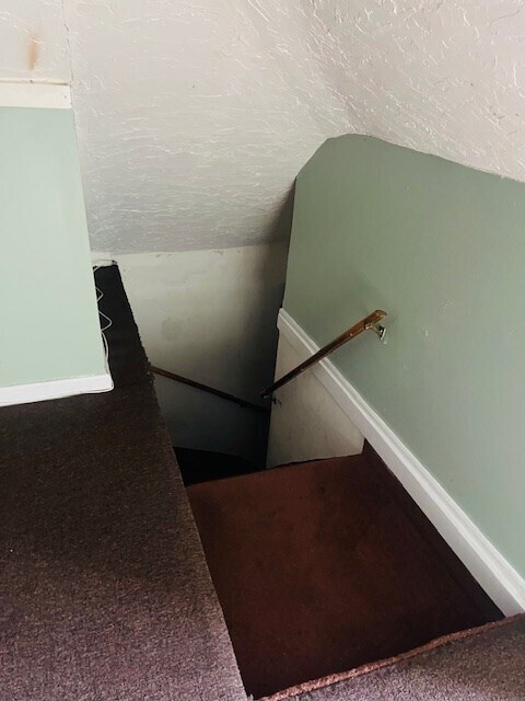 Building Photo - 316 Sutton St