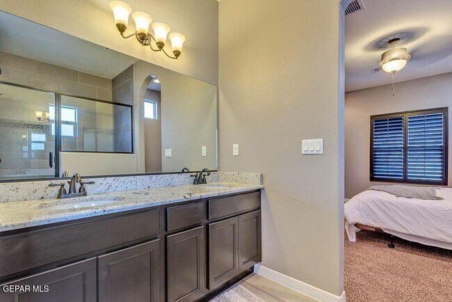 Building Photo - 12934 Terrington Ave