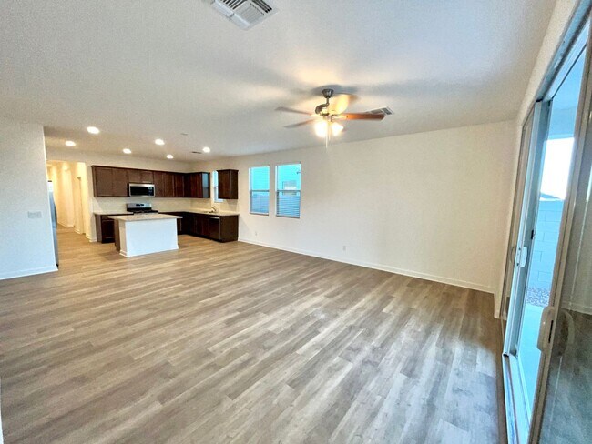 Building Photo - Single level, 4Bedrooms/3Bath TollBrother ...
