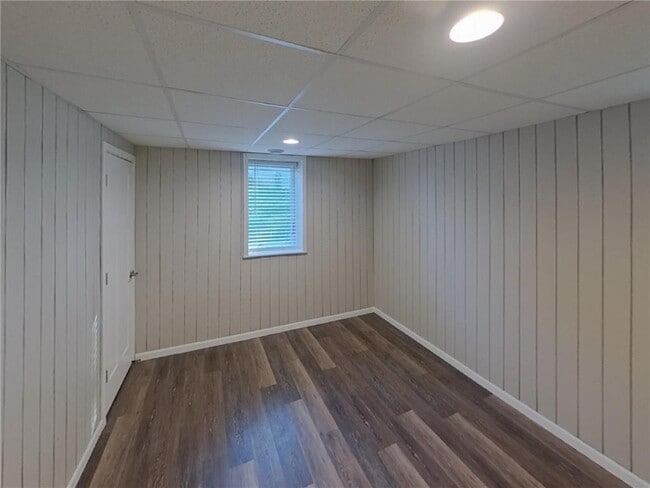Building Photo - 1455 Oakdale Ave