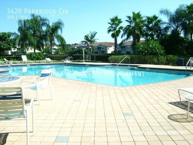 Building Photo - 3420 Parkridge Cir
