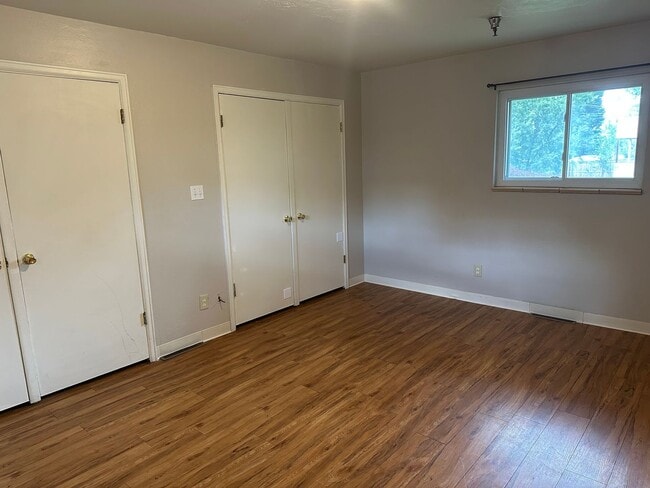 Building Photo - 5 bedroom Ranch home in North Colorado Spr...