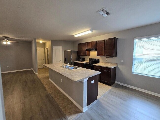 Building Photo - 3683 Julius Estates Blvd