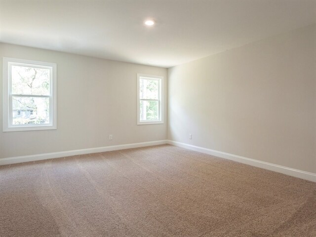 Building Photo - 102 White Ash Ln