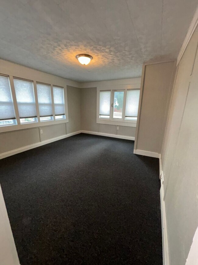 Building Photo - 3 BR 2Bath in Berea