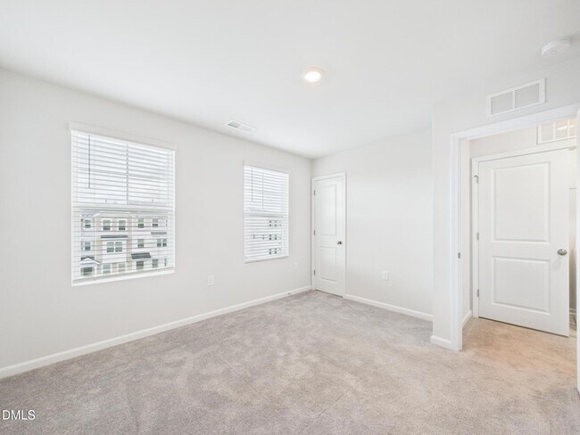 Building Photo - 2709 Chert Ln