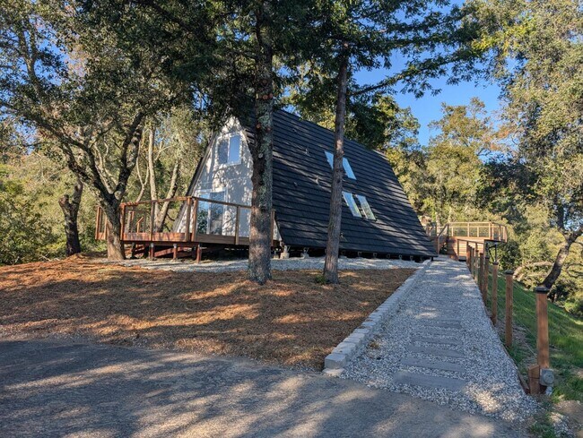 Building Photo - 23554 Mountain Charlie Rd
