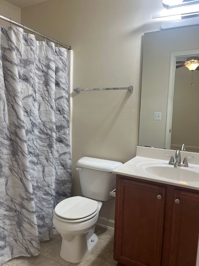 Building Photo - Charming Knightdale Residence, Available Now!