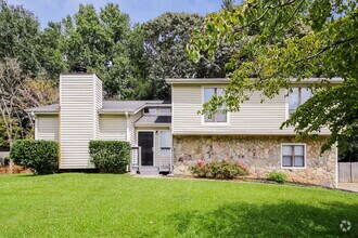 Building Photo - 2360 Ambassador Dr