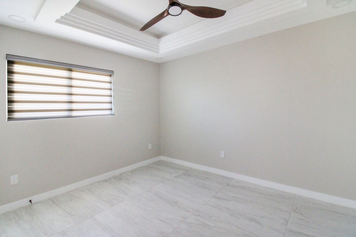 Building Photo - 2229 Corales St