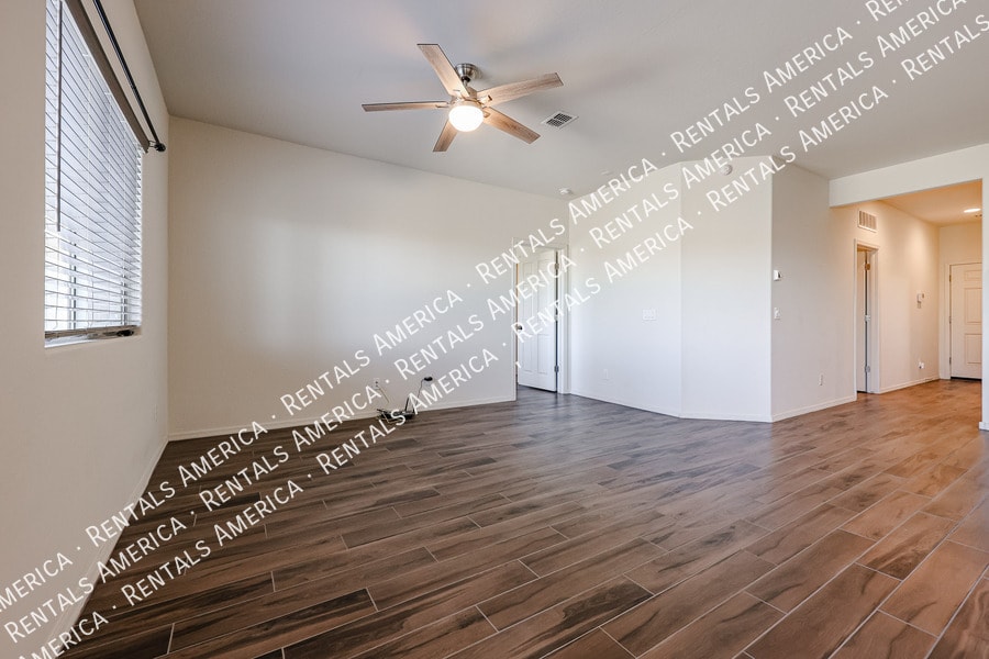 Building Photo - 25970 W Cat Balue Dr