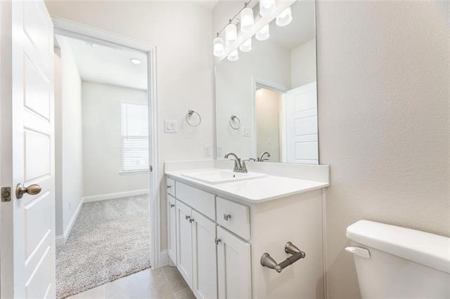 Building Photo - 4704 Corriente Vista Ln