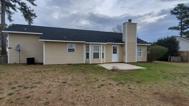 Building Photo - 183 Independence Dr