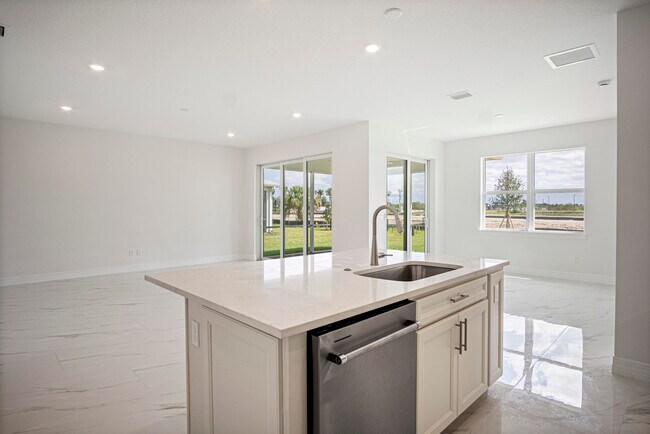 Building Photo - 10353 SW Captiva Dr