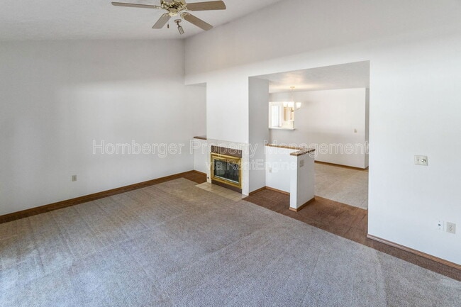 Building Photo - 1605 E 33rd Ave