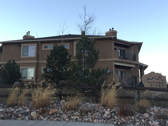 Building Photo - Beautiful Condo in Desirable Saddleback Ridge