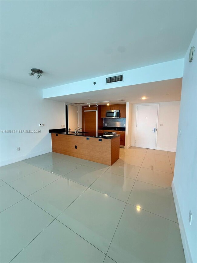 Building Photo - 50 Biscayne Blvd