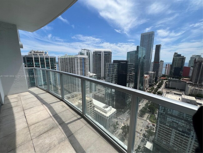 Primary Photo - 1060 Brickell Ave