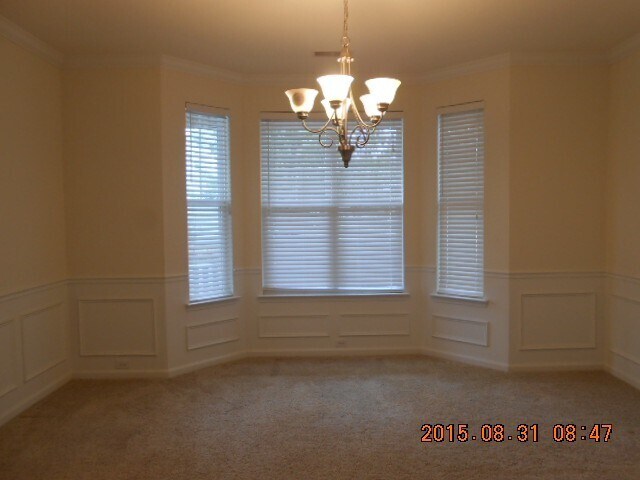 Building Photo - Bluffton Park House