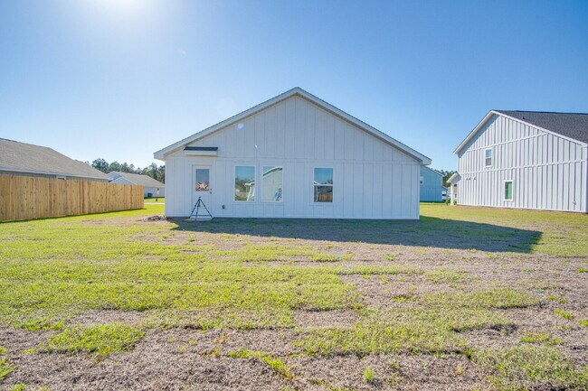 Building Photo - Brand New! 4BR/2BA Home in Eagles Ridge – High-Speed Internet Included – Military Deposit Special