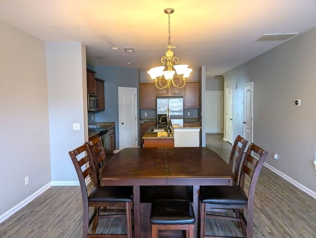 Building Photo - Mint Hill! 3 Bedroom! 100% Renovated!