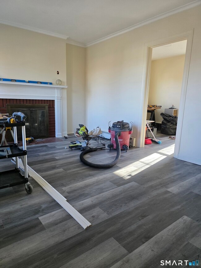 Building Photo - 288 Alling St