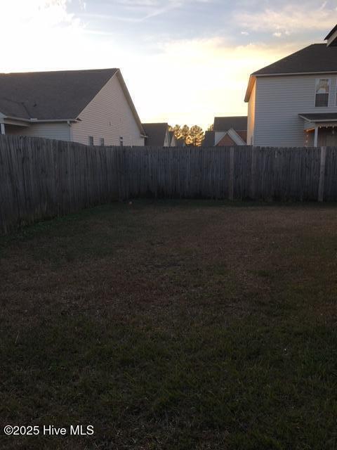 Building Photo - 208 S Pointe Dr
