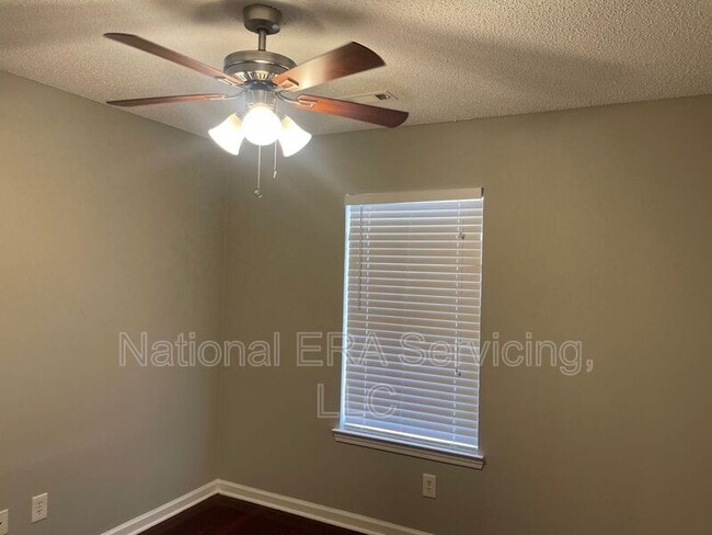 Building Photo - 703 Addy Cove